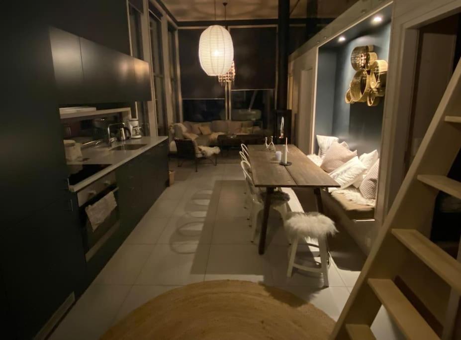 Delikat Hytte Omgitt Av Hallingdals Vakre Fjell Al Exterior photo