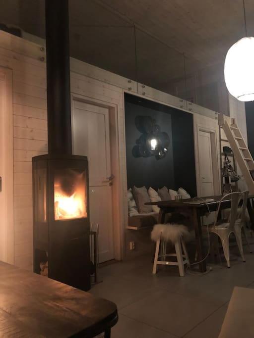 Delikat Hytte Omgitt Av Hallingdals Vakre Fjell Al Exterior photo