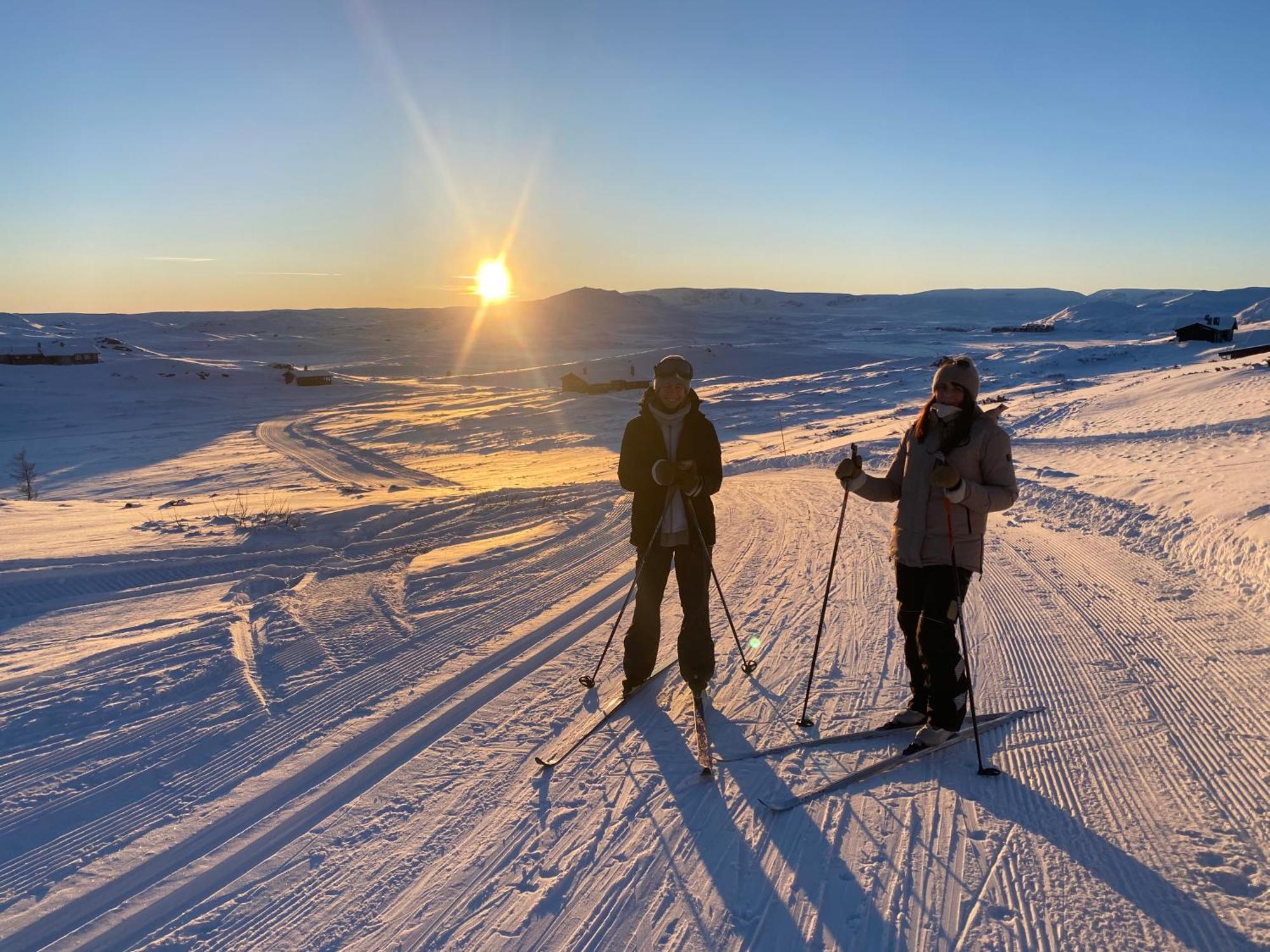 Delikat Hytte Omgitt Av Hallingdals Vakre Fjell Al Exterior photo
