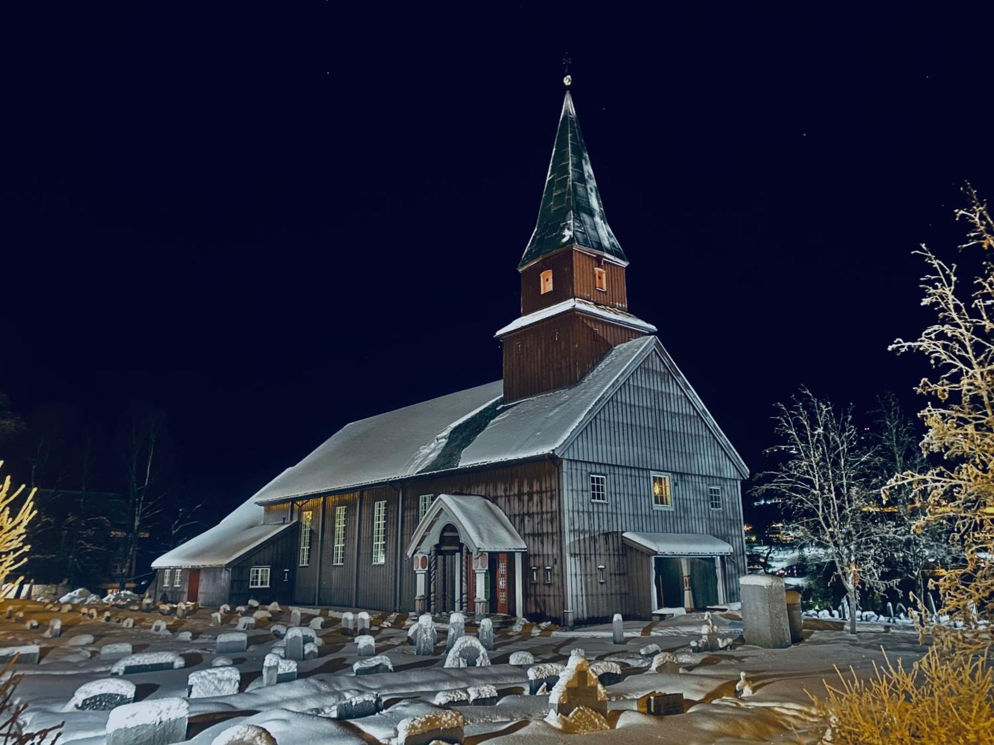 Delikat Hytte Omgitt Av Hallingdals Vakre Fjell Al Exterior photo